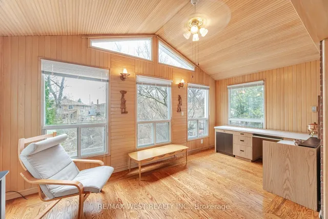 Additional image 10 of 94 Windhill Cres