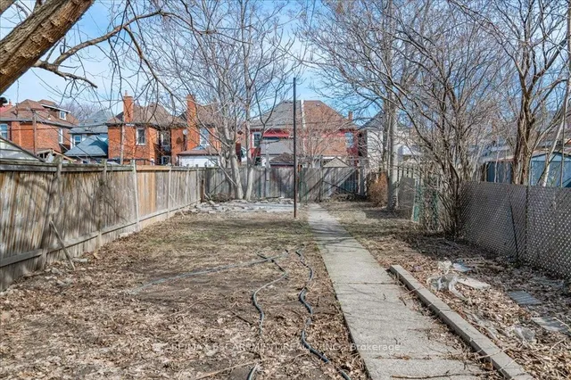 Additional image 32 of 15 Huron St