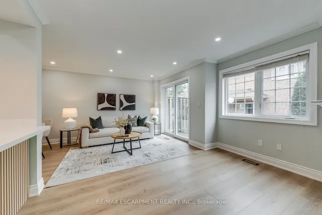 Additional image 11 of 2880 Headon Forest Dr Unit 9