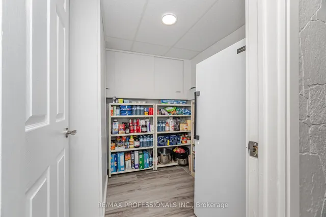 Additional image 39 of 72 Barr Cres