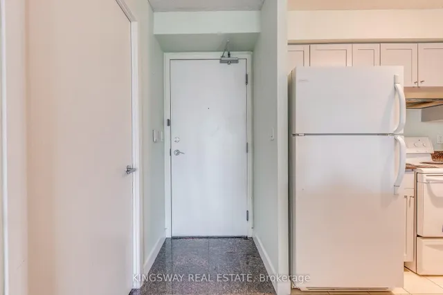 Additional image 6 of 81 Navy Wharf Crt Unit 3511