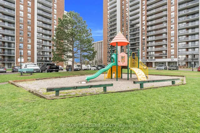 Additional image 32 of 21 Knightsbridge Rd Unit 1408