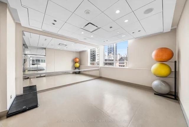 Additional image 29 of 25 Broadway Ave Unit 801