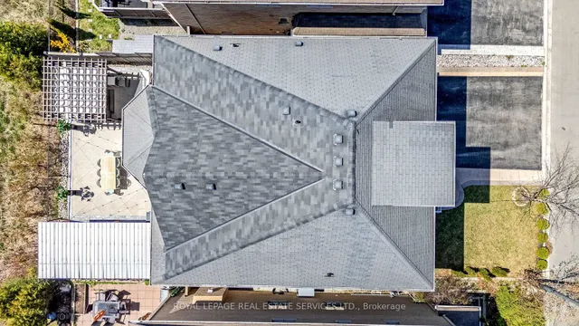 Additional image 42 of 606 Nairn Circ