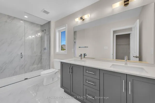 Additional image 38 of 67 Starfire Cres