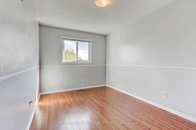 Additional image 35 of 98 Tulip Dr