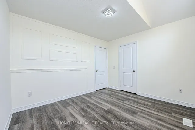 Additional image 18 of 56 Monument Tr