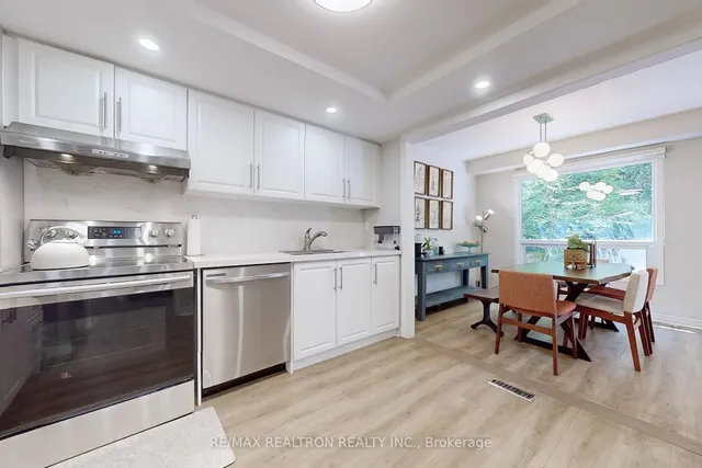 Additional image 14 of 5411 Lakeshore Blvd Unit 2