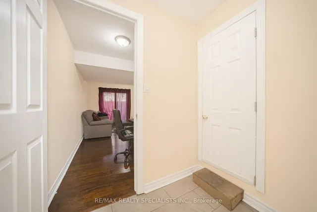 Additional image 36 of 46 Carleton Pl