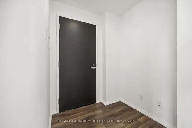 Additional image 7 of 197 Yonge St Unit 4301