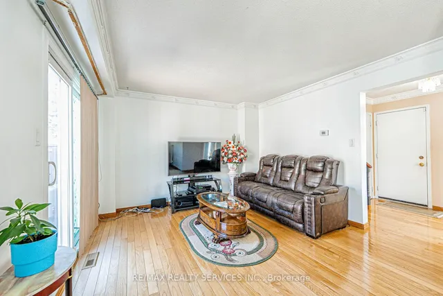 Additional image 6 of 10 Shirley Pl Unit 10