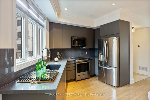 Additional image 13 of 9 Oakburn Cres Unit TH39