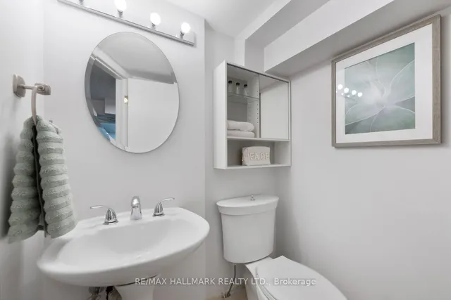 Additional image 36 of 176 Melrose Ave