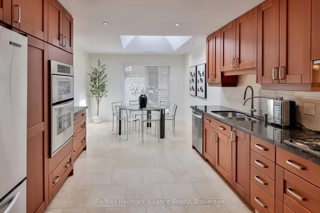 Additional image 41 of 2098 CONSTANCE Dr