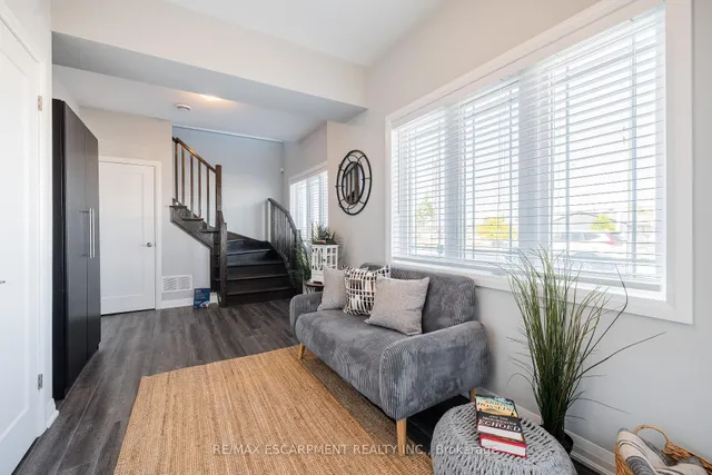 Additional image 6 of 51 Laguna Village Cres