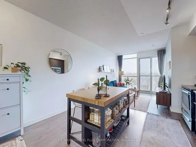 Additional image 6 of 2055 Danforth Ave Unit 605