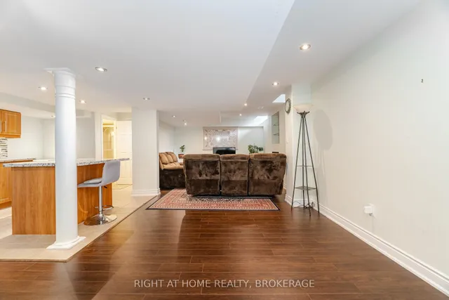 Additional image 39 of 5467 Blue Spruce Ave