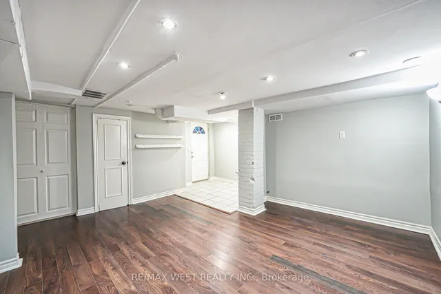 Additional image 28 of 712 Gladstone Ave