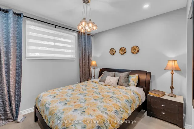 Additional image 18 of 692 Woodview Rd