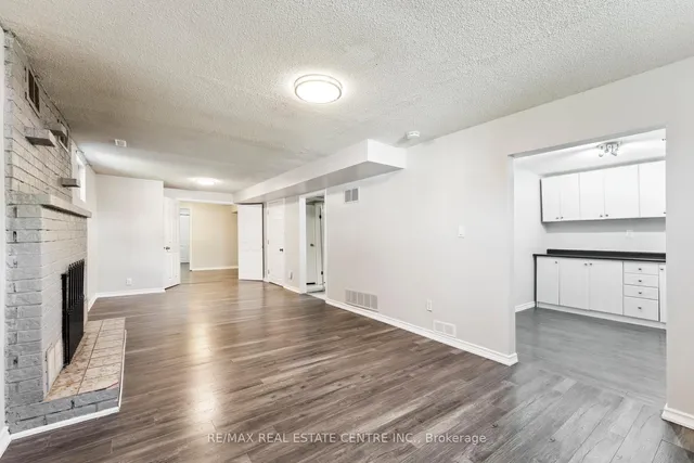 Additional image 28 of 21 Marchbank Cres