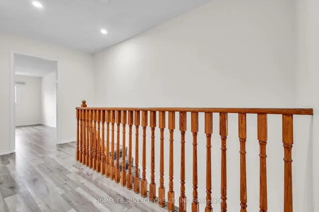 Additional image 26 of 142 Sahara Tr