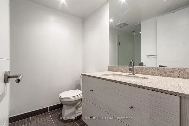 Additional image 19 of 525 Adelaide St Unit 1035