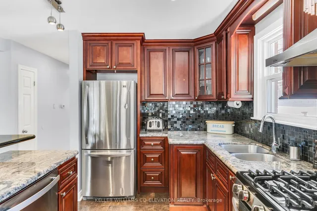 Additional image 17 of 122 Sun Row Dr