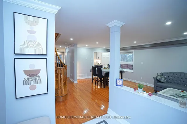 Additional image 4 of 6 Maplecrest Crt