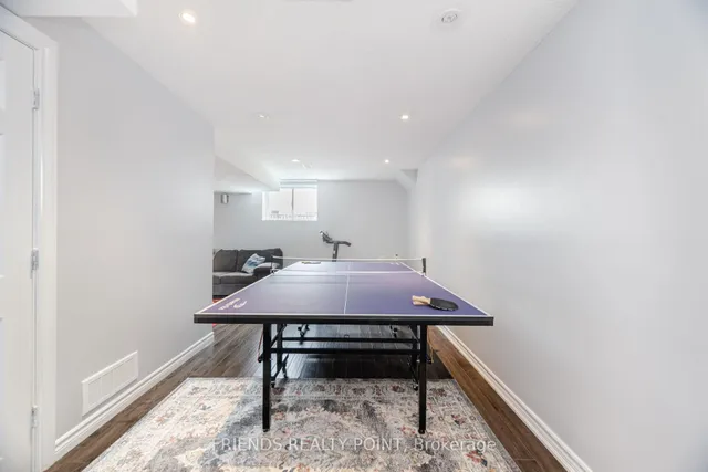 Additional image 36 of 37 Charleswood Cres