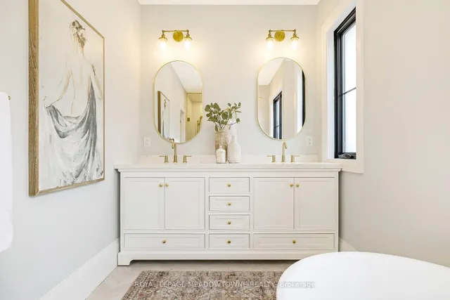 Additional image 33 of 79 Fulton St