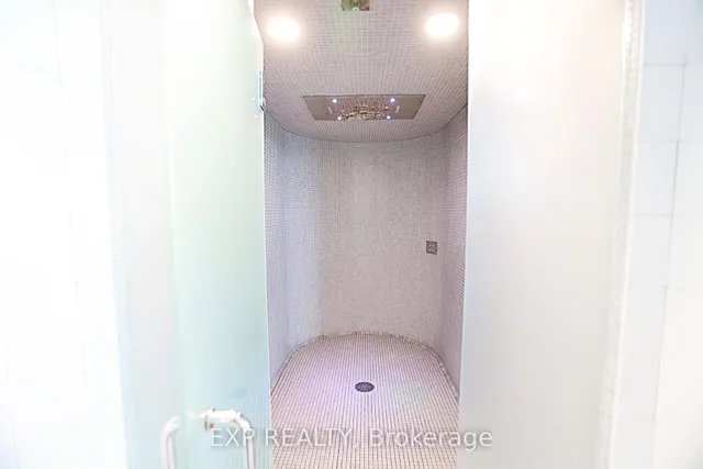 Additional image 35 of 2093 Fairview St Unit 904