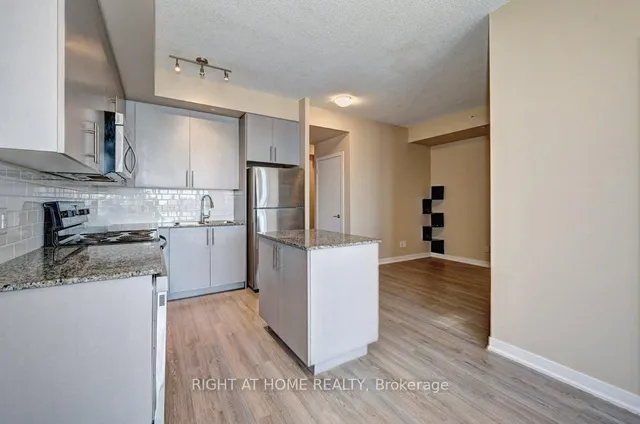 Additional image 12 of 85 Duke St Unit 1212