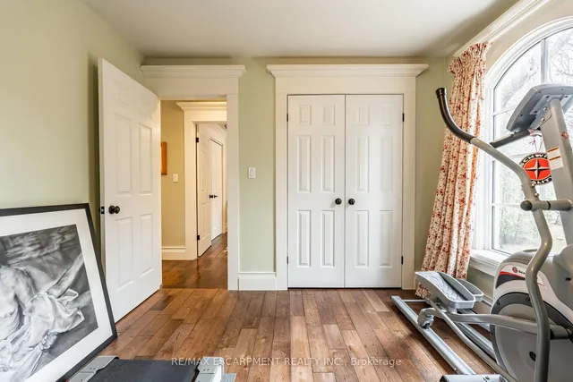 Additional image 24 of 121 Mohawk Rd