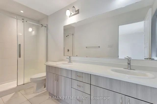 Additional image 16 of 4 Saxony St