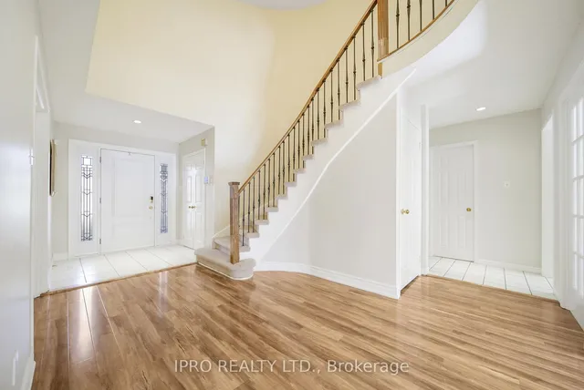 Additional image 4 of 124 Barr Cres