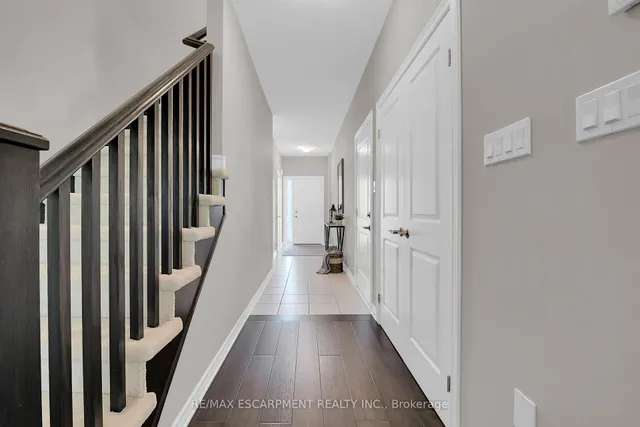 Additional image 20 of 137 Kinsman Dr