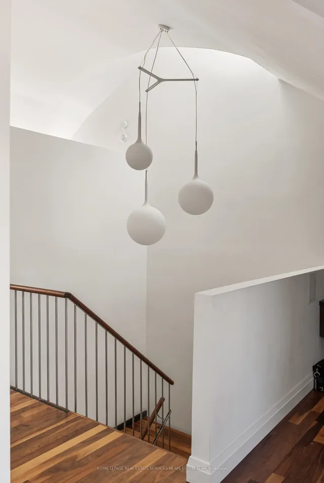 Additional image 31 of 4 Meredith Cres