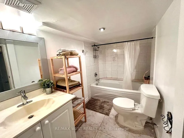 Additional image 19 of 36 Fourteenth St