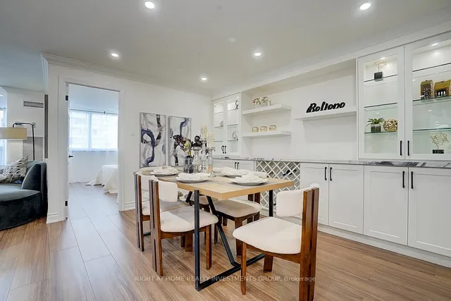 Additional image 18 of 65 Spring Garden Ave Unit 808