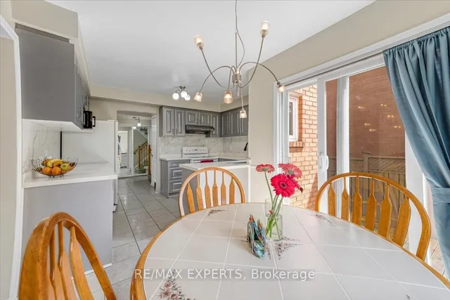 Additional image 39 of 28 Pantages Crt