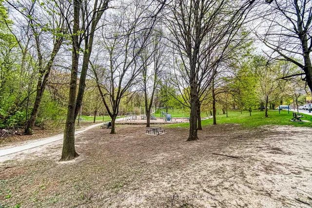 Additional image 28 of 3018 Yonge St Unit 803