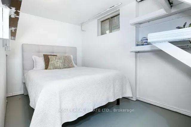 Additional image 33 of 8 Thorsby Crt