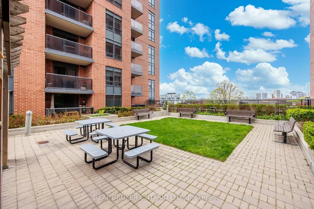 Additional image 18 of 61 Heintzman St Unit 718