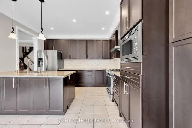 Additional image 14 of 1445 Laurier Ave