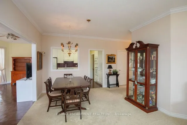 Additional image 17 of 91 Silverbirch Blvd