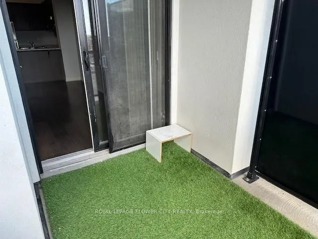 Additional image 21 of 630 Sauve St Unit 404