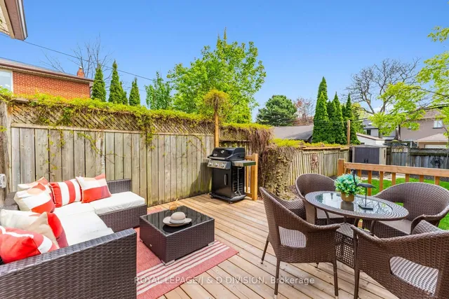 Additional image 34 of 325 Davisville Ave