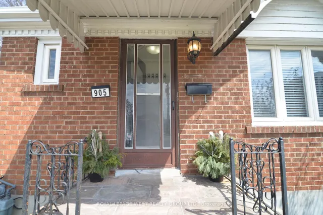 Additional image 42 of 905 Islington Ave