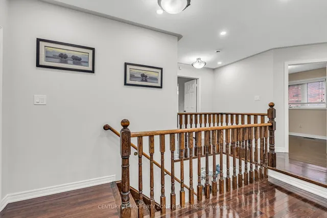 Additional image 25 of 8 Griffith Crt