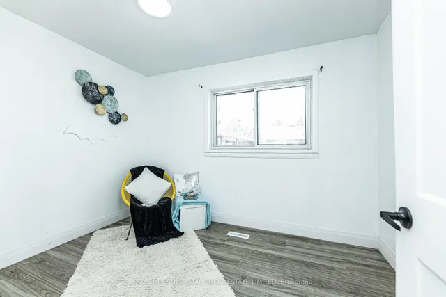 Additional image 20 of 13 Thistle Down Blvd